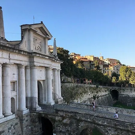 Apartment 6 Minuti Airport Orio Al Serio, Vista Fiume E Wifi *